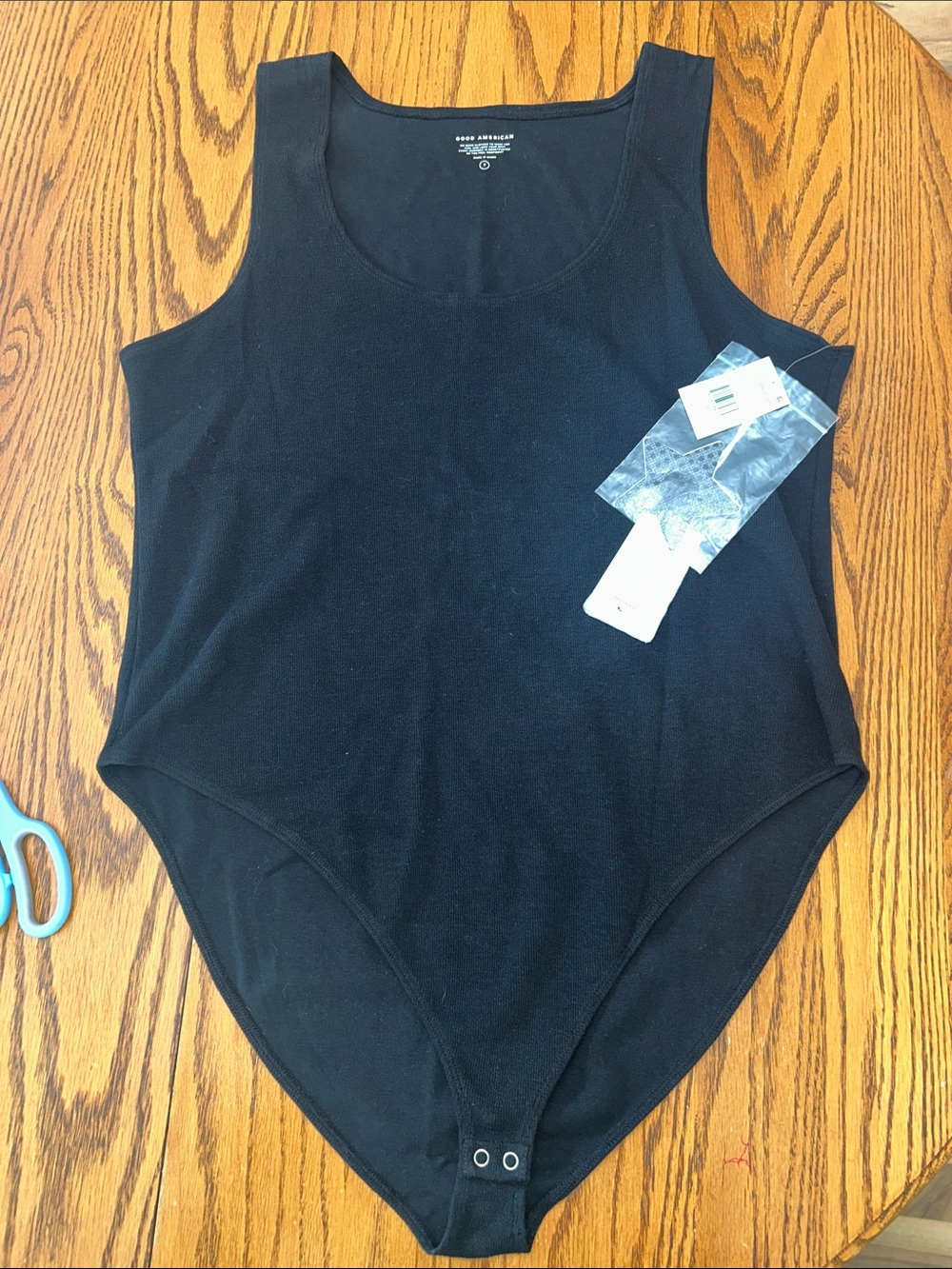 Good American Black Scoop Neck Ribbed Feel Good Bodysuit - Size 7